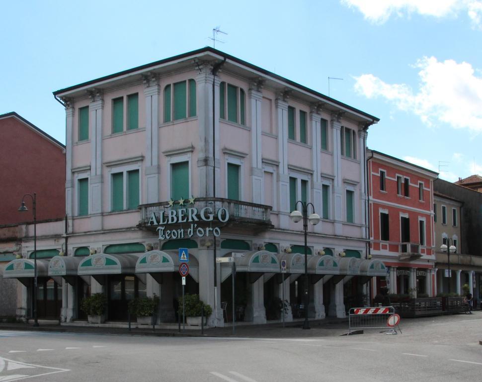 Albergo Ristorante Leon D'Oro Новента-ди-Пьяве Экстерьер фото