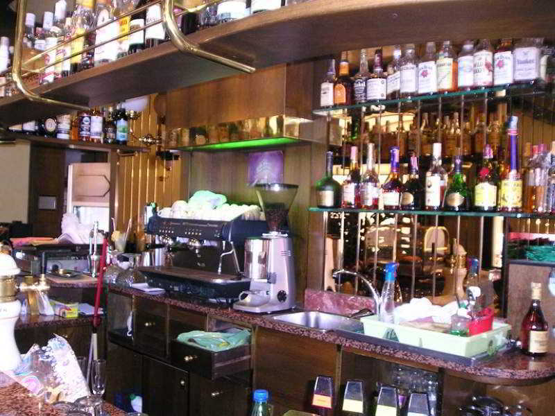 Albergo Ristorante Leon D'Oro Новента-ди-Пьяве Экстерьер фото